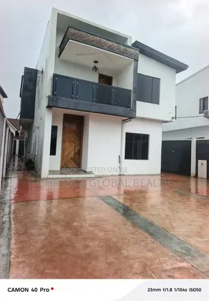 4bdrm Duplex in Ikolaba Ibadan for sale
