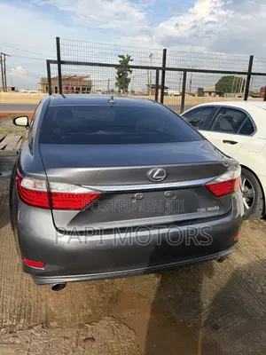 Lexus ES 2014 Gray