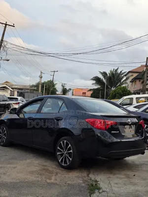 Toyota Corolla 2018 Black