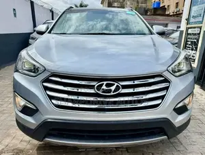 Hyundai Santa Fe Limited 4dr SUV AWD (3.3L 6cyl 6A) 2015 Silver