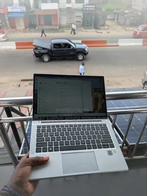 Laptop HP EliteBook 830 G7 16GB Intel Core i5 SSD 256GB