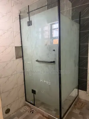 L Shaped Cubicle
