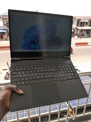 Laptop HP Victus 15 8GB AMD Ryzen 5 SSD 256GB