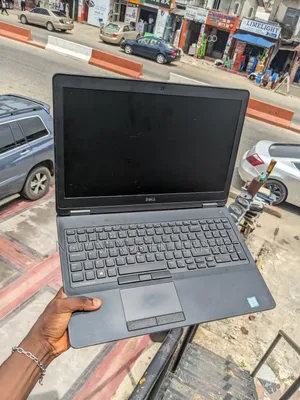 Laptop Dell Latitude 3510 8GB Intel Core i5 SSD 256GB