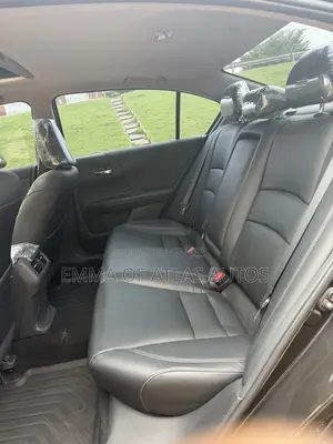 Honda Accord Touring V6 4dr Sedan FWD (3.5L 6cyl 6A) 2017 Brown