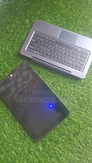 Laptop 2GB Intel Atom SSD 32GB