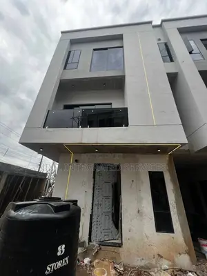 4bdrm Townhouse/Terrace in Prosper Terraces, Mende for sale