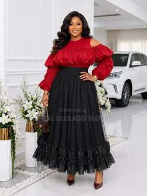 Women Classy Top and Skirt Free Size
