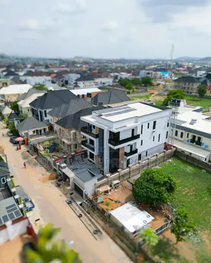 5bdrm Duplex in Apo Resettlement for sale