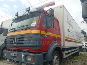 Mercedes Benz Truck