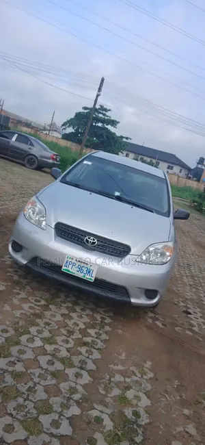 Toyota Matrix 2005 Silver