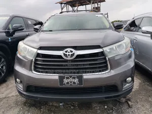 Toyota Highlander Limited 4dr SUV (3.5L 6cyl 6A) 2015 Gray