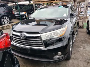 Toyota Highlander 2015 Black