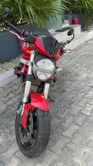 Ducati 2014 Red