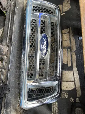 Front Grille Ford F-150 2006/07 Model