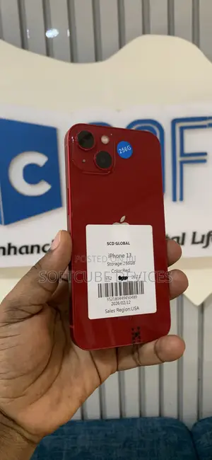 Apple iPhone 13 256 GB Red
