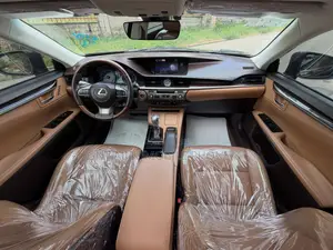 Lexus ES 2017 Brown