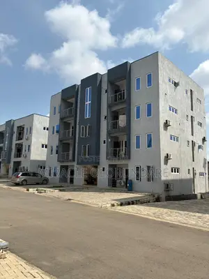 3bdrm Block of Flats in Idu for rent