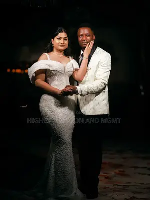Premium 2-in-1 Off-Shoulder Bridal Gown
