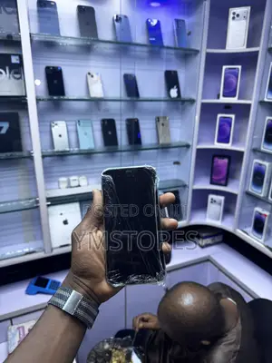 New Apple iPhone 11 128 GB Green