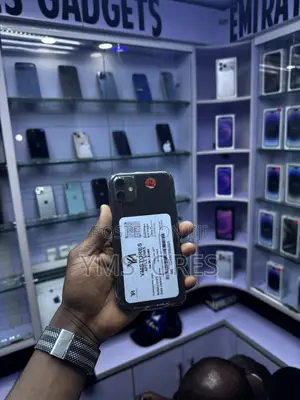 New Apple iPhone 11 128 GB Black