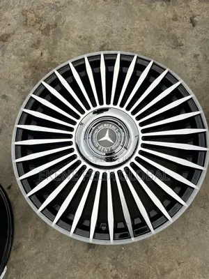20inche Rim Mercedes, Toyota, Lexus, Etc Luxury Car