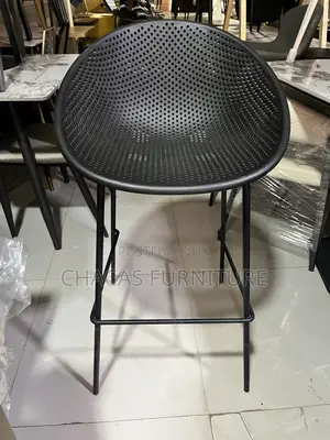 Stylish Modern Bar Stools – Elevate Your Space!