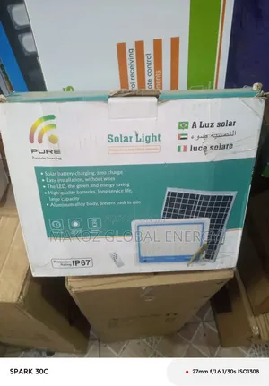 Brand New Pure 300w Solar Flood Light