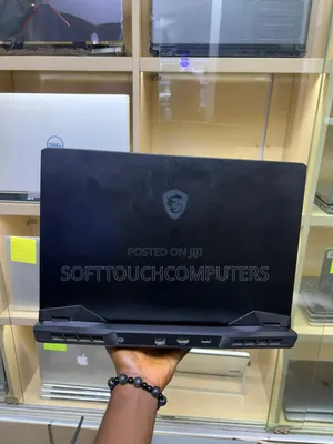 Laptop MSI GP66 LEOPARD 10UG 16GB Intel Core i7 SSD 512GB