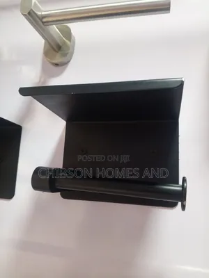 Wall Mounted Toilet Paper Holder With Shelf