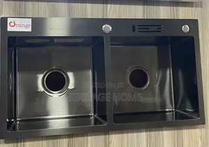 82x45cm Kitchen Sink (Black)