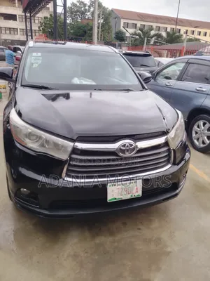 Toyota Highlander 2016 Black