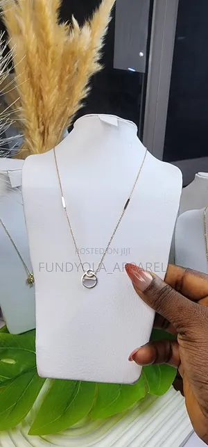 Two Tone Split Necklace