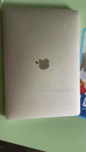 Laptop Apple MacBook Pro 2019 8GB Intel Core i5 SSD 128GB