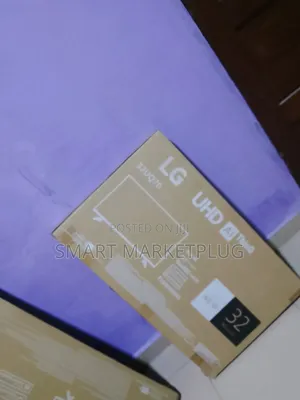 Affordable Lg 32uq70 Uhd Smart Television With Remote + Mira Cast