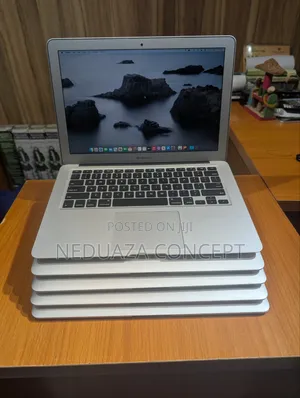 Laptop Apple MacBook Air 2017 8GB Intel Core i5 SSD 256GB