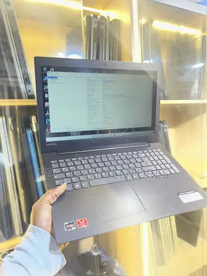 Laptop Lenovo IdeaPad 330 8GB AMD Ryzen 5 SSD 256GB