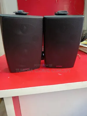 Tundra Wall Hanging Speakers