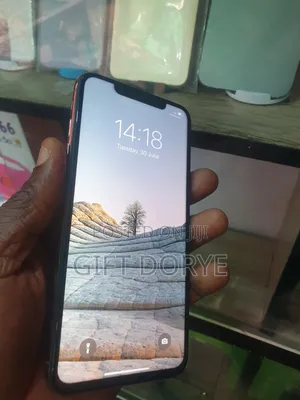 Apple iPhone XS Max 64 GB Gold