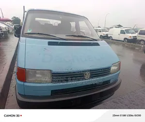 Volkswagen Transporter 2005 Blue