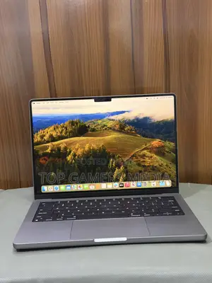 Laptop Apple MacBook Pro 2021 M1 16GB Apple M1 Pro SSD 512GB