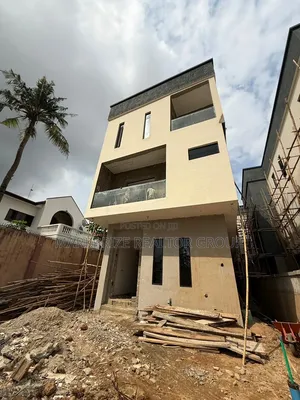 5bdrm Duplex in Magodo Phase 2 for sale