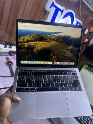 Laptop Apple MacBook Air 2018 8GB Intel Core i5 SSD 256GB
