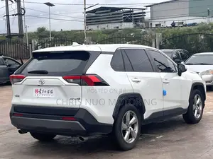 Toyota RAV4 2023 White
