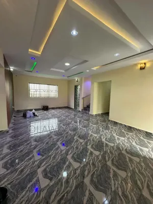 4bdrm Duplex in Okebadan Estate, Akobo for rent