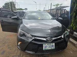 Toyota Camry 2015 Gray