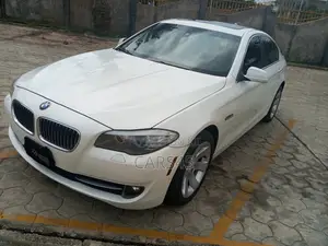 BMW 528i 2011 White