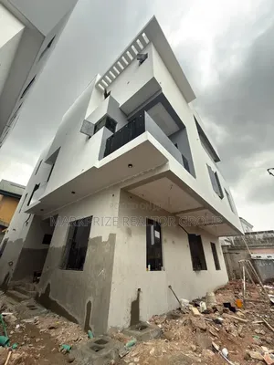6bdrm Duplex in Magodo Phase 2 Lagos for sale