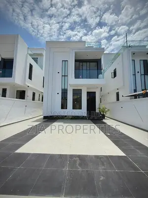 5bdrm Duplex in Close By Ebeano, Lekki Phase 1 for sale