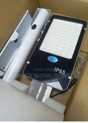 Brand New 300w Split Solar Street Light Ip65 Waterproof